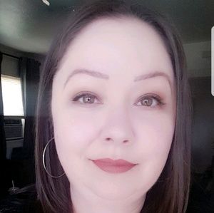 Meet your Posher, Rosina